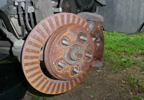 دلایل خرابی دیسک ترمز