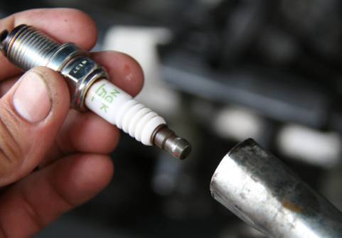 زمان تعویض شمع خودرو سراتو وارداتی