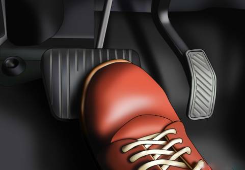 به هنگام خالی کردن ترمز سراتو چه اقداماتی انجام دهیم ؟